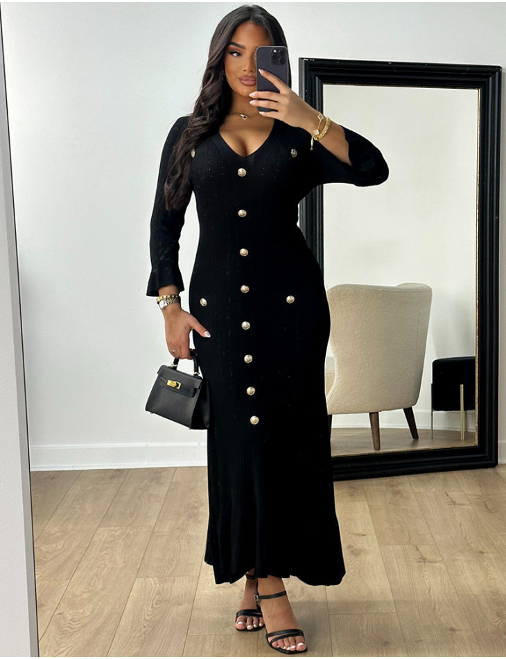 Robe longue à boutons officiers & volants