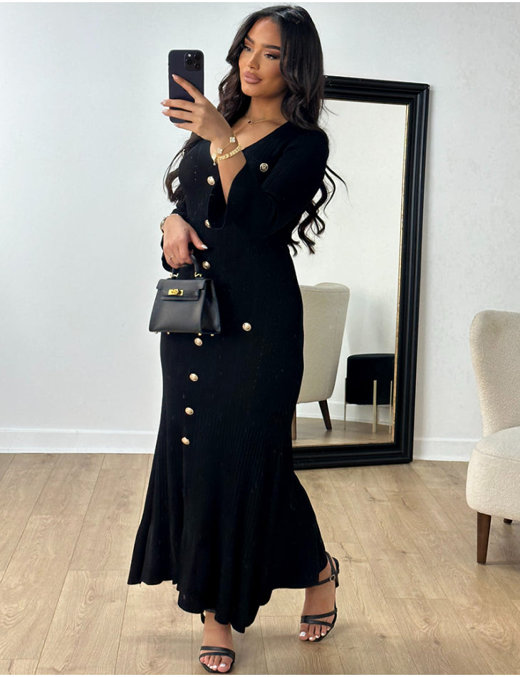 Robe longue à boutons officiers & volants