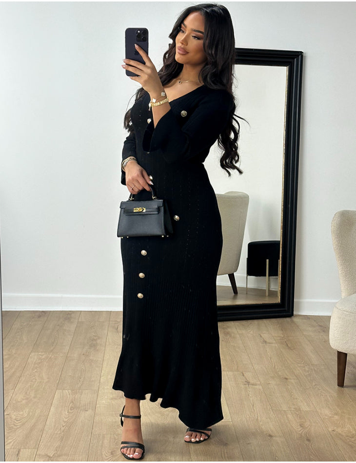 Robe longue à boutons officiers & volants