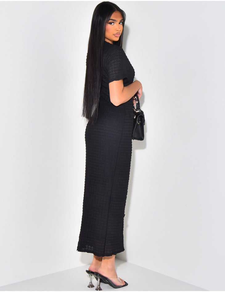 Robe longue texturée à boutons dorés
