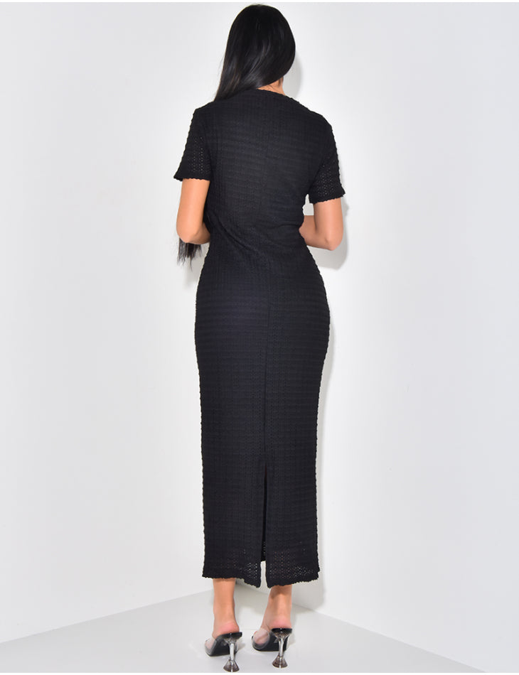 Robe longue texturée à boutons dorés