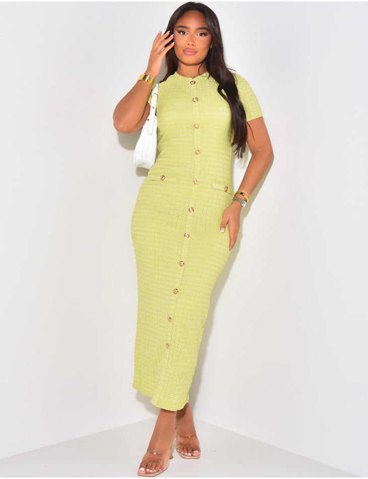 Robe longue texturée à boutons dorés